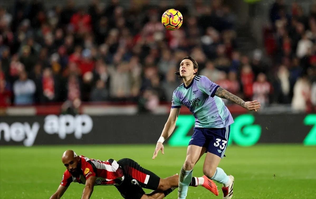 开云体育-包含曼城火力全开，一路领先晋级的词条