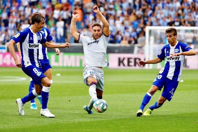 开云体育app-包含狼队后防成绩下滑，引起球迷不安的词条